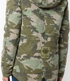 市场上装-中长外套-休闲男装中长外套