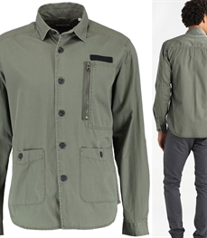 市场上装-衬衫-时尚男装衬衫