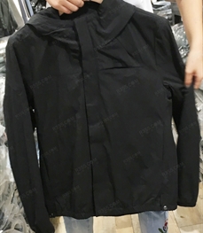 市场上装-夹克-（实拍）时尚男装夹克