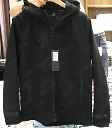 市场上装-夹克-（实拍）时尚男装夹克