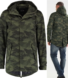 市场上装-棉衣/羽绒服-时尚男装棉服