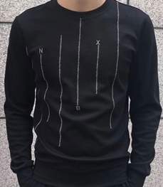 市场上装-T恤-时尚男装t恤