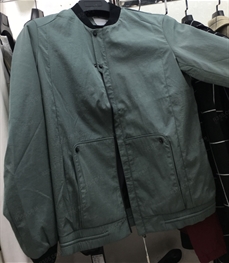 市场上装-夹克-（实拍）时尚男装夹克