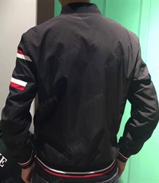 市场上装-夹克-（实拍）时尚男装夹克