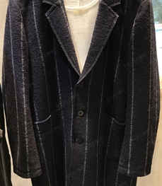 市场上装-大衣-（实拍）时尚商务大衣