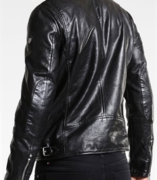 市场上装-皮衣-时尚男装皮衣