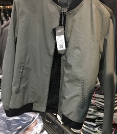 市场上装-夹克-（实拍）时尚男装夹克