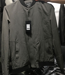 市场上装-夹克-（实拍）时尚男装夹克