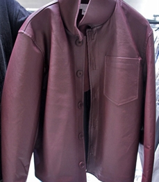 市场上装-皮衣-时尚商务皮衣