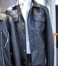 市场上装-皮衣-时尚商务皮衣