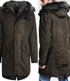 市场上装-中长外套-时尚男装中长外套