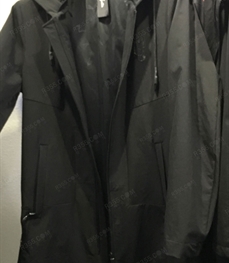 市场上装-大衣-（实拍）时尚商务大衣