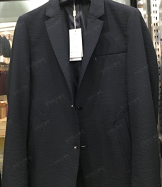 市场上装-大衣-（实拍）时尚商务大衣