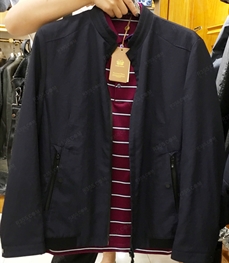 市场上装-夹克-（实拍）时尚商务夹克
