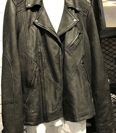 市场上装-皮衣-（实拍）休闲男装皮衣