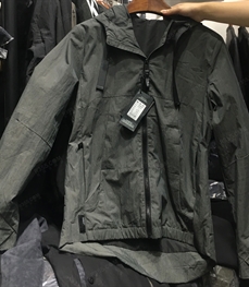 市场上装-夹克-（实拍）时尚男装夹克