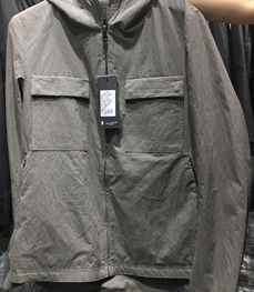 市场上装-夹克-（实拍）时尚男装夹克