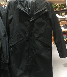 市场上装-中长外套-（实拍）时尚男装中长外套