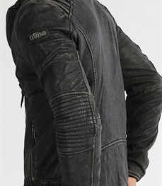 市场上装-皮衣-时尚男装皮衣