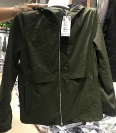 市场上装-夹克-（实拍）时尚男装夹克