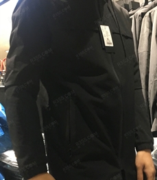 市场上装-中长外套-（实拍）时尚男装中长外套