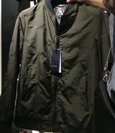 市场上装-夹克-（实拍）时尚商务夹克