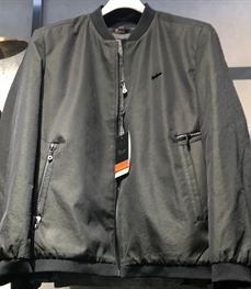 市场上装-夹克-（实拍）时尚商务夹克