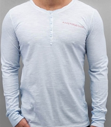 市场上装-T恤-时尚男装t恤