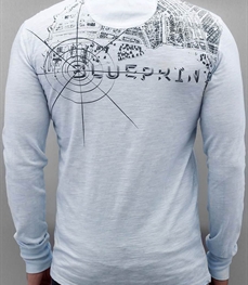 市场上装-T恤-时尚男装t恤