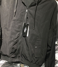 市场上装-夹克-（实拍）时尚男装夹克