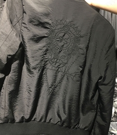 市场上装-夹克-（实拍）时尚男装夹克