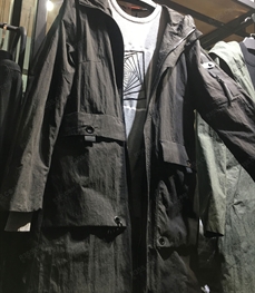 市场上装-中长外套-（实拍）时尚男装中长外套