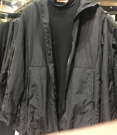 市场上装-大衣-（实拍）时尚商务大衣