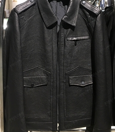 市场上装-皮衣-（实拍）时尚商务皮衣