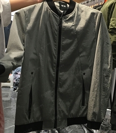 市场上装-夹克-（实拍）时尚男装夹克