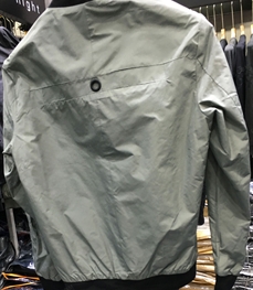 市场上装-夹克-（实拍）时尚男装夹克