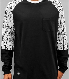 市场上装-T恤-时尚男装t恤