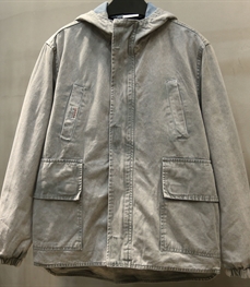 市场上装-中长外套-时尚男装中长外套