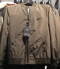 市场上装-夹克-（实拍）时尚男装夹克