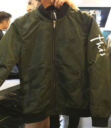 市场上装-夹克-（实拍）时尚男装夹克