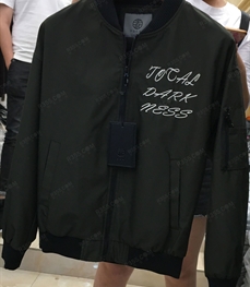 市场上装-夹克-（实拍）时尚男装夹克