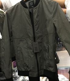 市场上装-夹克-（实拍）时尚男装夹克