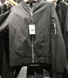 市场上装-夹克-（实拍）时尚男装夹克