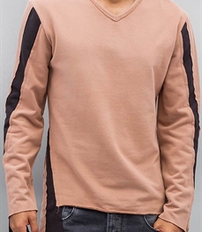 市场上装-T恤-时尚男装t恤