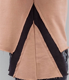 市场上装-T恤-时尚男装t恤