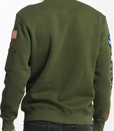 市场上装-卫衣-时尚男装卫衣