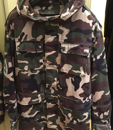 市场上装-中长外套-时尚男装中长外套