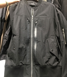 市场上装-夹克-（实拍）时尚男装夹克