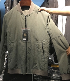市场上装-夹克-（实拍）时尚男装夹克