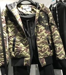 市场上装-棉衣/羽绒服-（实拍）时尚男装棉服